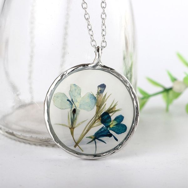 

liebe engel vintage style dry flowers pendant necklace resin jewelry natural flowers fresh style sliver color chain for girl, Silver
