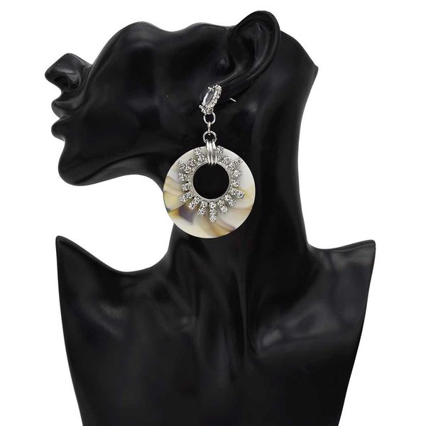 

round earrings european and american style simple and elegant suitable for any place, Silver