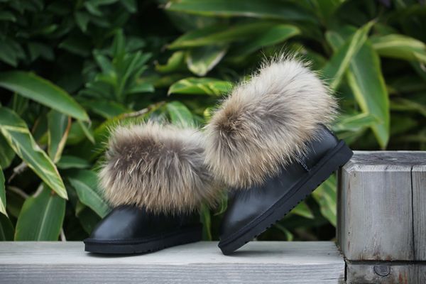 

wgg new shoes fashion designer women's snow boots winter boots leather boot luxury black white fox fur shoes leather martin