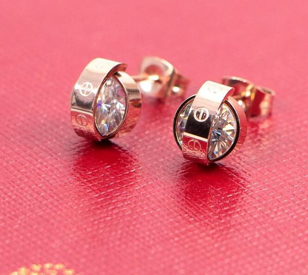 

hollow круглый бриллиант серьги пара мужчин и женщин гальваническим 18 карат розового титана стали золотые серьги без выцветания одиночные б, Golden;silver