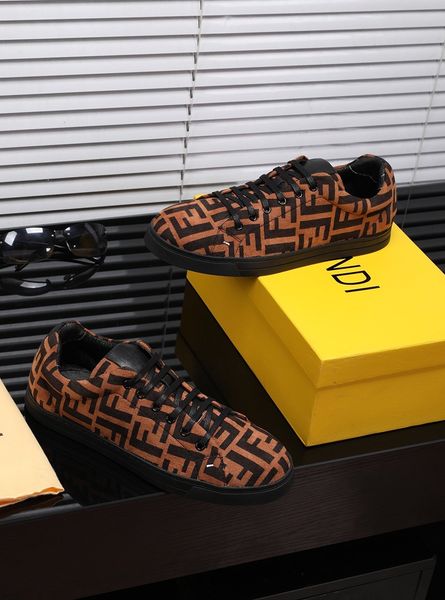 

new style high-end luxury men's casual sports shoes fashion design brand fashion men's shoes classic retro pattern size 38--44 drg, Black