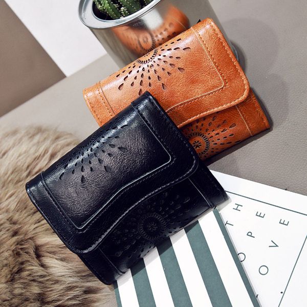 

wallet 2019 new hollow neutral wallet japanese style pu leather short wallet simple zero money bag, Red;black