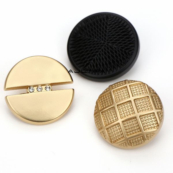 

200pcs 18mm-30mm new metal button shank button for woolen coat dresses cap clothing decoration buttons, Blike;white