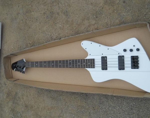 

2019 new flyoung thunder bird four-string electric bass white body white guard plate rosewood fingerboard