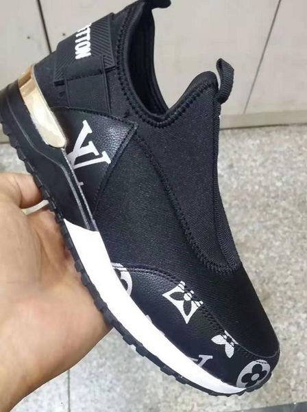 

Brand men women ca ual port hoe de igner luxuriou men women lip on ela tic cloth neaker loafer outdoor zapato running hoe