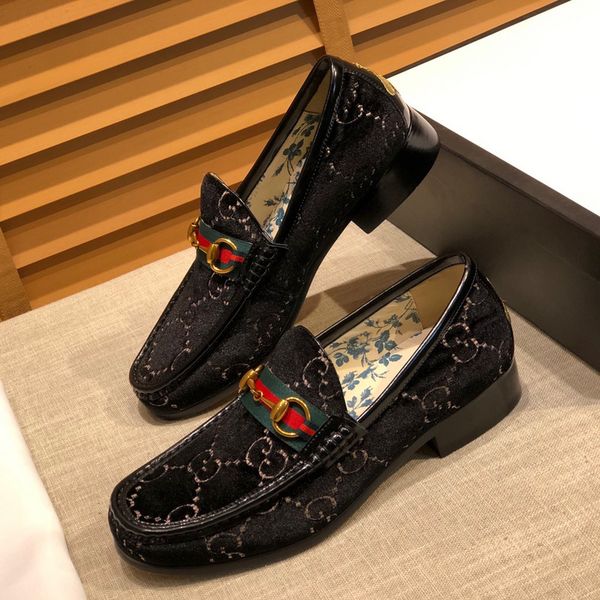 

luxury men's dress shoes do not tie business shoes wedding black shoes british pointed wedding dress shoe,brand designers shoe