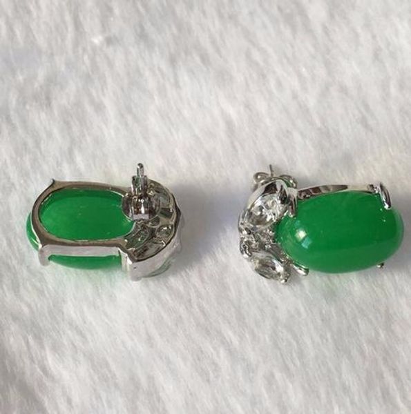 

la seÃ±ora estÃ¡ bien verde natural de jade pendiente del perno prisionero, White