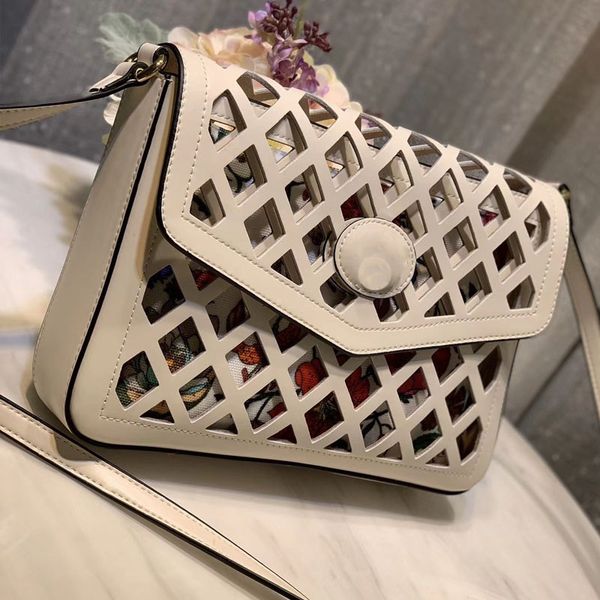 

european openwork flower messenger bag street fashion casual womens planer sumptuous square bag white crossbody bag tsysbb038
