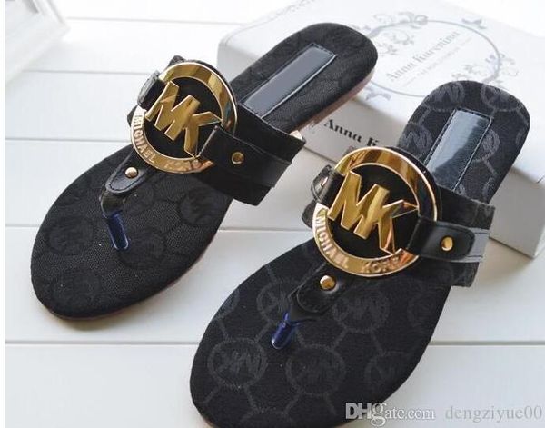 

Free shipping Women Slide Summer Fashion Wide Flat Slippery With Thick Sandals Slipper House Stud Flip Flop With Spike For Female