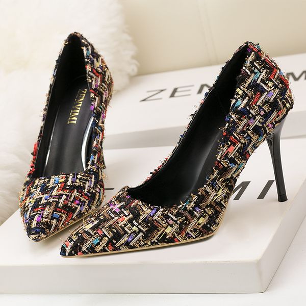 

ready stock - shock stiletto high heel, light mouth, pointed fabric single shoes , discount