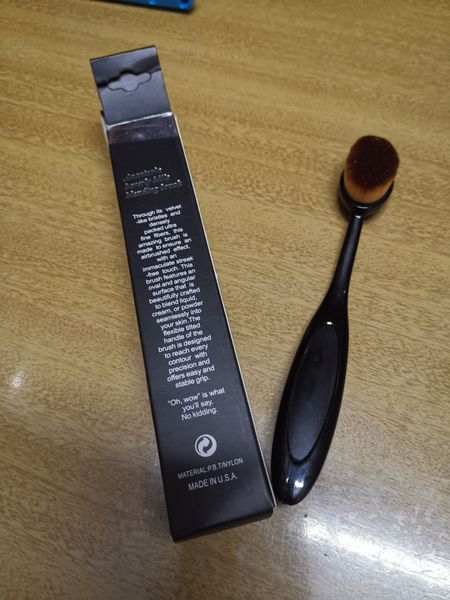 

epacket newmakeup brushes foundation bb cream powder brush box