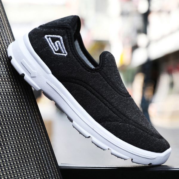 

2019 new breathable men's shoes running sneakers men's casual shoes low help lazy people, Black