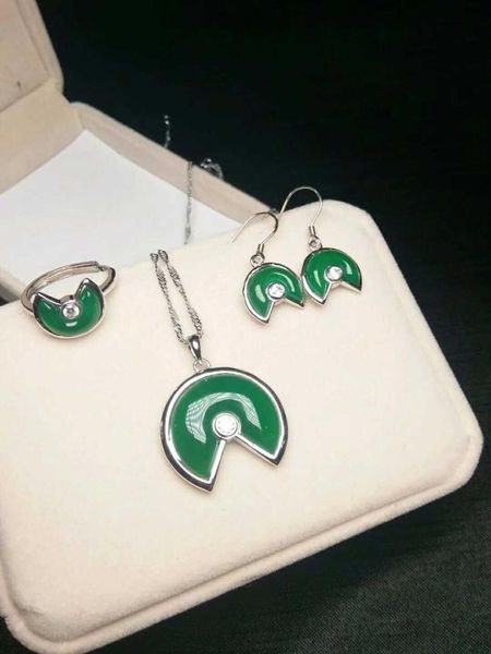 

natural emerald pulp necklace pendant ring set 925 silver jewelry, Black