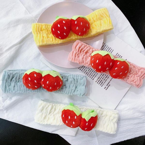 

2019 новый милый симпатичный стильный дизайн женщины плюшевые клубники оголовье лица мытье эластичная лента для волос headwear подарок для ж, Golden;white