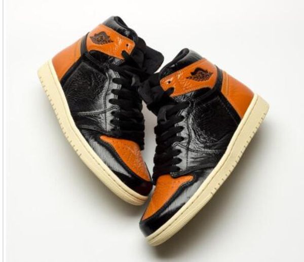 

новый 2020 1 high shattered backboard 3.0 черный оранжевый баскетбольная обувь мужчины женщины 1s спортивные кроссовки размер 40-47
