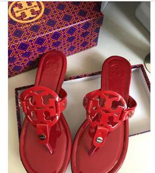 

WITH BOX Summer 2019 new European and American fashion and comfort flip-flops flip-flops with leather legs for ladies to wear with sheepskin