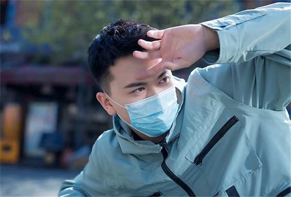 

100 1pcs face3 layer mask mouth ear loop dust wind 3 fly non woven фильтр duststereo загрязнения дешевые смог