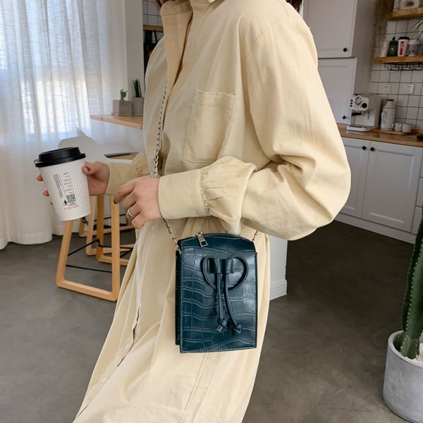 

2020 new shoulder bag women's casual fashion korean chain mini crocodile crossbody bag