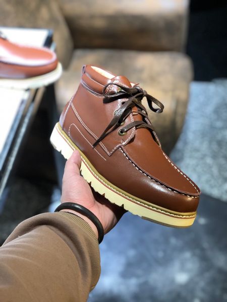 

wholesale brand men's short boots,luxury sneakers,dress shoes,handbag etc, made by original lamb skin ,only do quality, Black