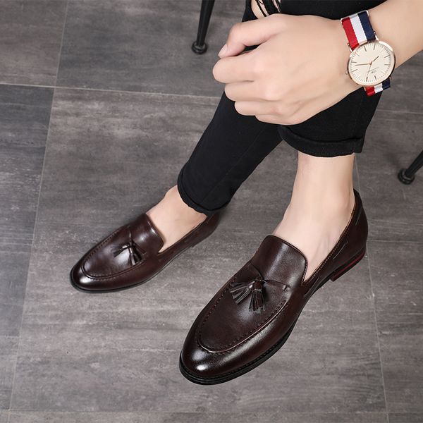 

new fashion black bottom leather gentleman fashion stress shoes men business driving shoes handmade tassel loafers