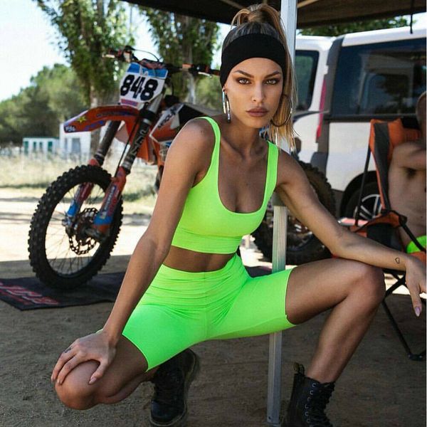 

2019 new style fashion women's crop solid shorts pants casual outfit tracksuit casual sleeveless yoga set, White;red