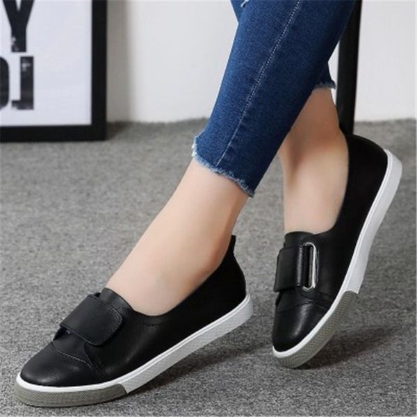 

soft bottom non-slip loafers shoes woman black 2020 new shallow lady flat shoes korean comfortable leather white women's