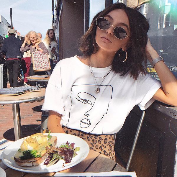 

europe and the characters facial expressions pattern printing 2019 summer new female short-sleeved white t-shirt loose wild ins