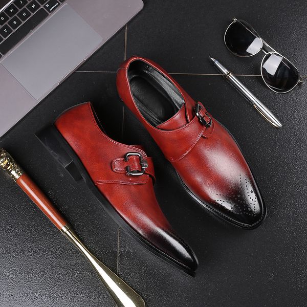 

2020 новый спот лето мужская кожаная сумка творческий trend mens формальное платье обувь мужская обувь горячий продавать модели, Black