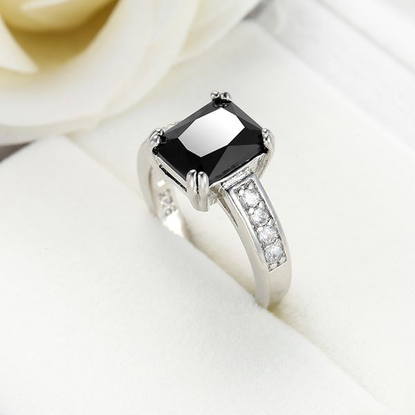 

originality ornaments lovers ring woman black zirconium stone ring hand decorate, Silver