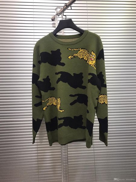 

2019 italy autumn winter latest camouflage tiger print crew neck mens designer sweater armygreen, White;black