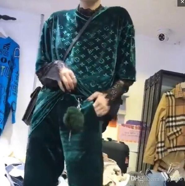 

women t-shirt classic gold velvet warm fashion brand soft loose otton ins utumn winter large size 3d letter printing t-shirt, White