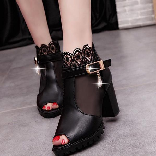 

2019 women's sandals in summer with new style high heel coarse heel @01, Black