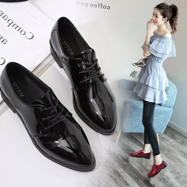 

black shoes small shoes women's spring 2018 new korean edition students take flat bottom sharp single shoe working shoe girl