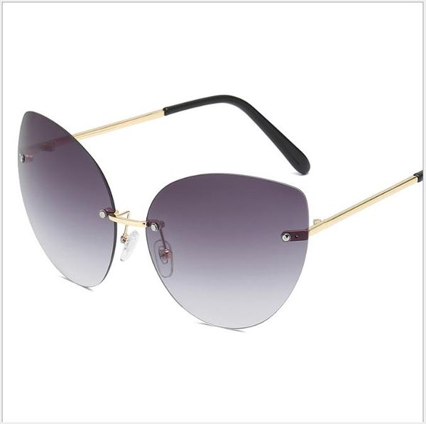 

new style european and american fashion sunglasses in 2019, White;black