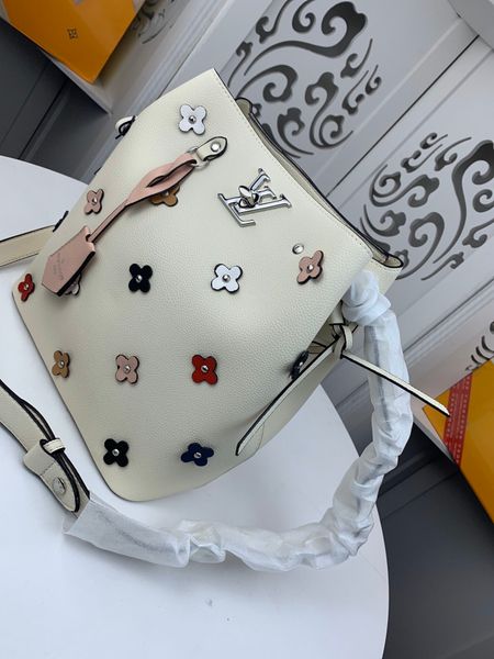 

2020 new design luxury shoulder bag crossbody bag leather handbag handbag size 25 27 15