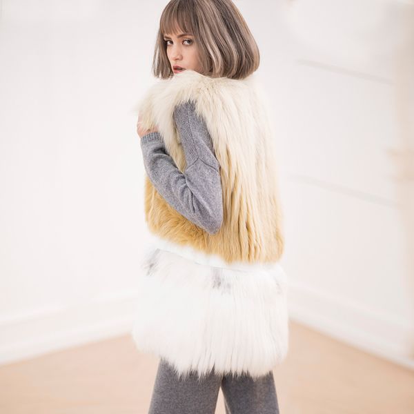 

the lolo 2019 new women winter outwear real fur vest saga natural fur garment female coats fashion jacket, Black