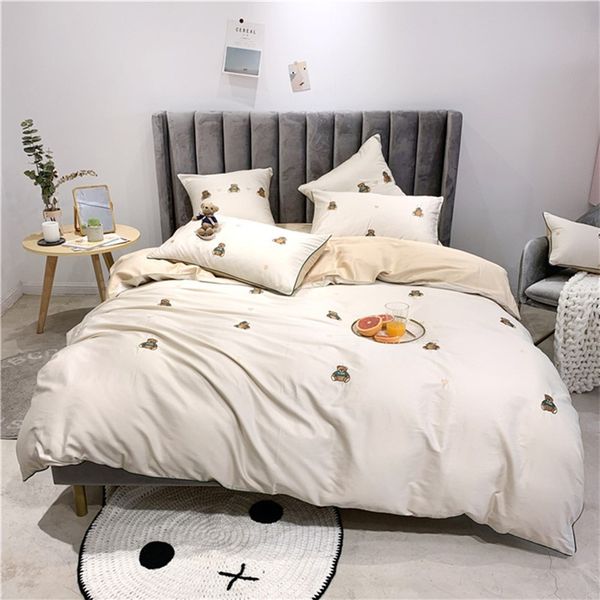 

4pcs bedding simple small fresh small bear embroidery pure cotton 60 long-staple cotton sheet quilt cover four seasons universal