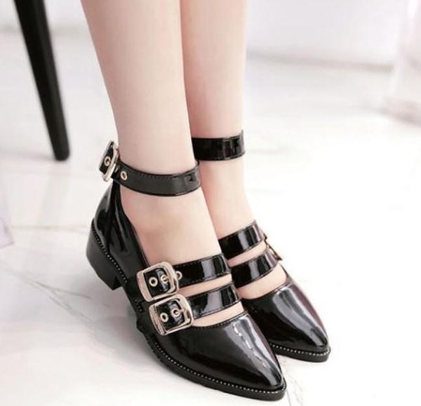 

2018 women's shoes in spring and autumn with new style low heel coarse heel pointed end, Black