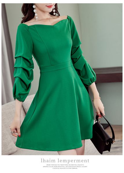 

deep green long sleeve splicing thin joker dress lace collar, Black;gray