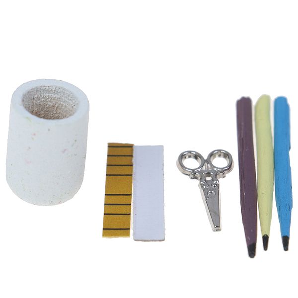 

1:12 dollhouse miniature pen cup holder with pencil ruler scissor