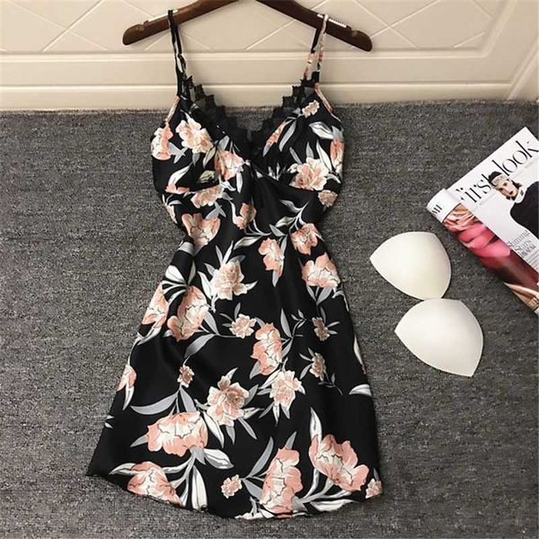 

nightdress la robe du soir female open-back lace hollow temptation strap nightdress slim printing home service nightgown, Black;red