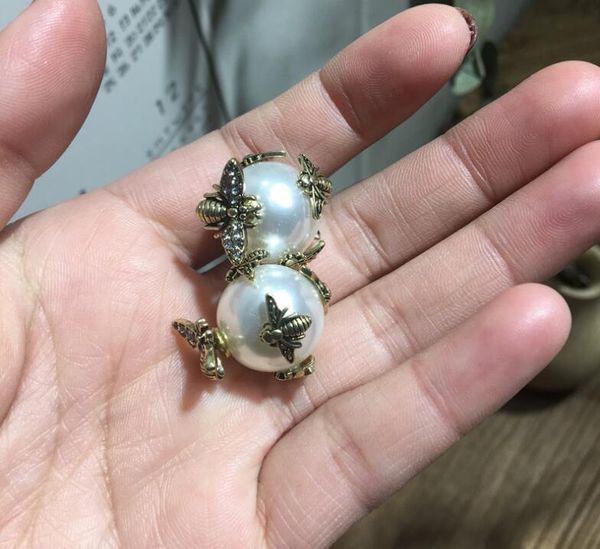 

retro distressed 925 silver women stud earrings insects pearl chic delicated ear accessories, Golden