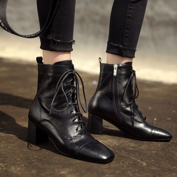 

2020 cowhide luxury style martin boots new autumn and winter women's boots lace up short boots stitching non-slip wear-resistant waterp, Black