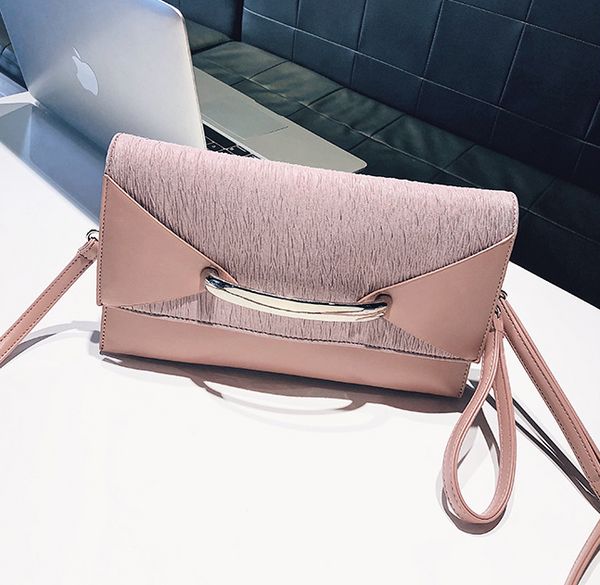

дизайнерские сумки кошельки леди новый 2019 конверт сумочка мода джокер темперамент ручная сумка женщины сумка через плечо или кроссбоди