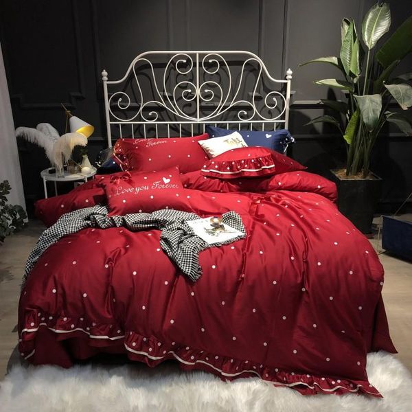 

40red with white spots egyptian cotton bedding set  king size bed set bedsheets linen europe embroidery duvet cover