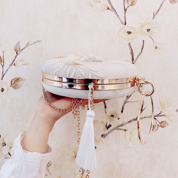 

fggs-fashion ladies bag tassel metal small day clutch bag ladies embroidery evening wedding wallet female handbag