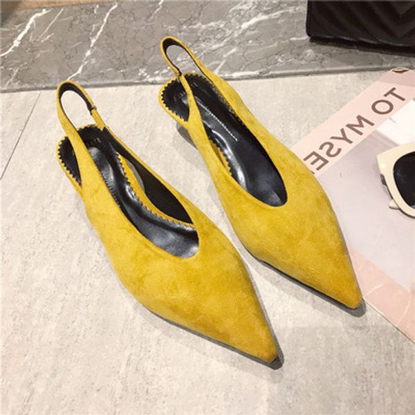 

back tripper suede shallow pointed middle heel single shoe, Black