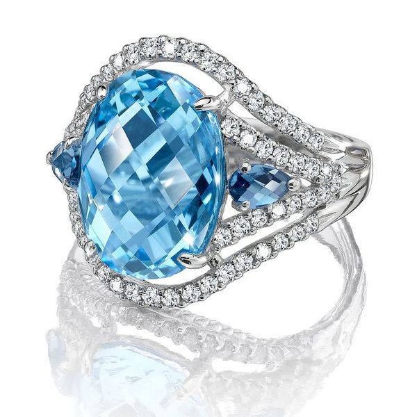 

personal collection zhimu ornaments high grade fine aquamarine zircon fashion ring with exquisite jewelry box, Silver