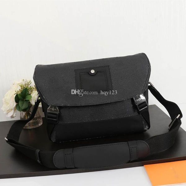

mens shoulder bags luxury voyager bags famous alphabet pattern designer bag handbag size 32 x 23x 9cm model 40510
