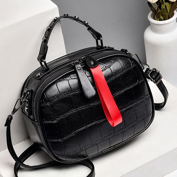 

fashion retro rivet handbags pu leather shoulder messenger women bag contrast color zipper lattice ladies bag 2020 bags